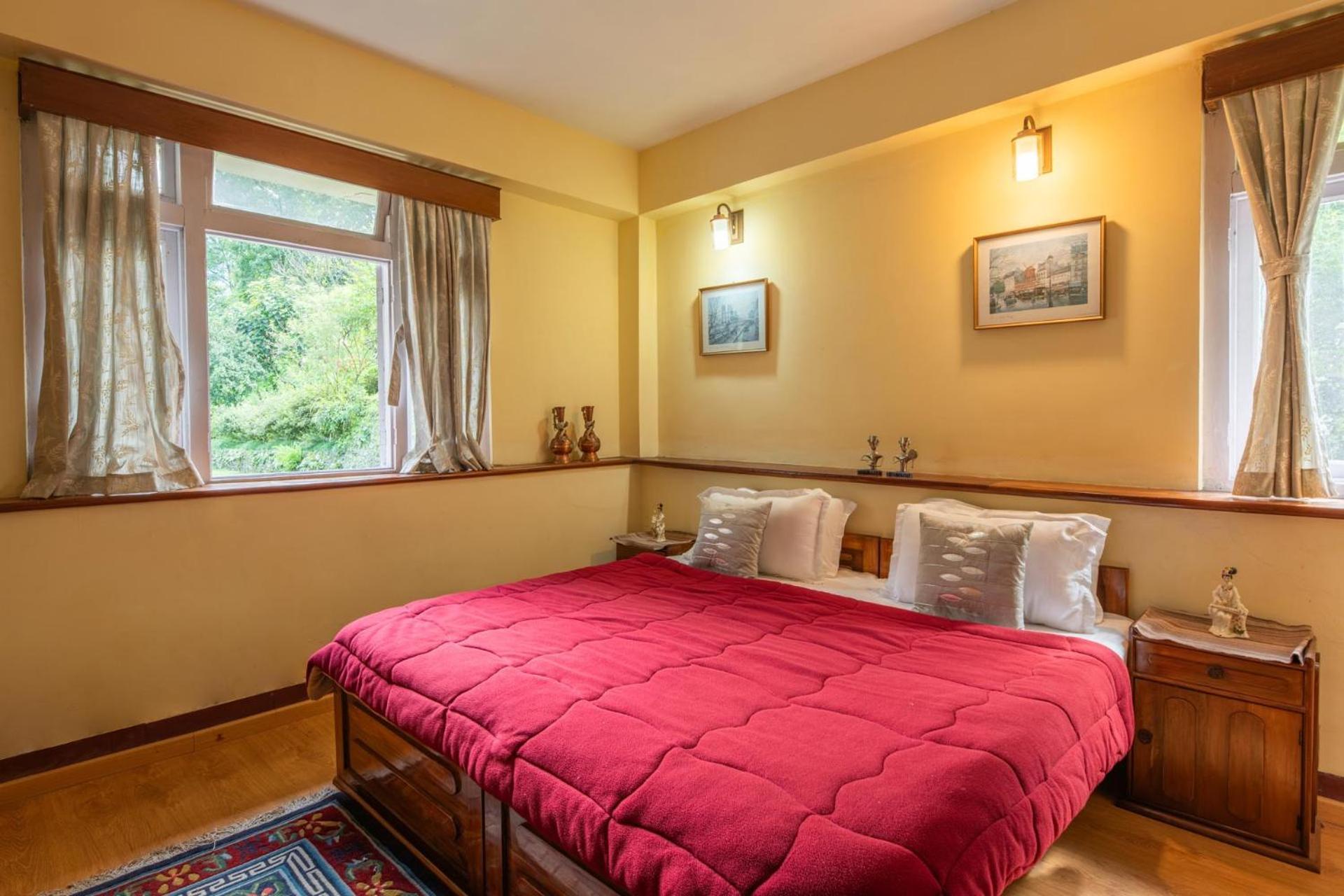 La Ipsing Farm By Stayvista - 3 Bhk Villa With Balcony, Mountain View, Indoor Games, And Pet Friendly Samdong Exterior foto